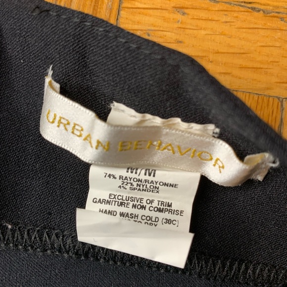 Layered Tight Mini Skirt Super Cute Black Skirt Stretchy Material Urban Behavior - Picture 4 of 9